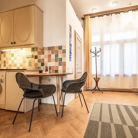 The Olive Home Budapesta Exterior foto